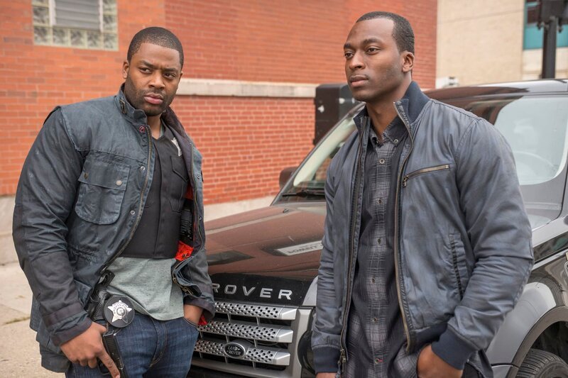 CHICAGO P.D. -- „Called In Dead“ Episode 207 -- Pictured: Laroyce Hawkins as Kevin Atwater -- (Photo by: Matt Dinerstein/​NBC) – Bild: /​ 2014 NBCUniversal Media, LLC/​NBC/​NBC