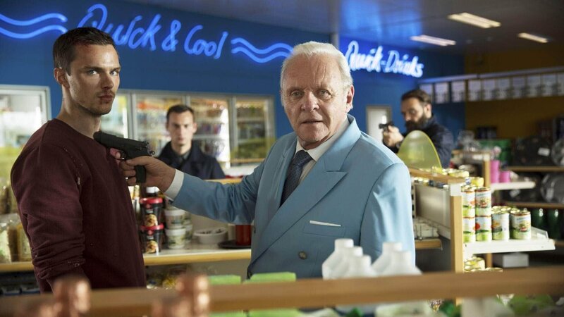 Collide – Bild: RTL /​ © 2015 IM GLOBAL FILM FUND