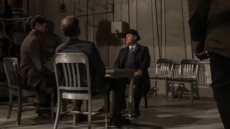 Fueled by his betrayal, Elizabeth Keen (Megan Boone) seeks vengeance on Reddington (James Spader). – Bild: AXN Black