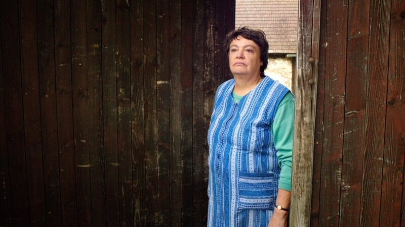 Mutter Tschach (Gabriela Schmoll). – Bild: ORF/​Superfilm