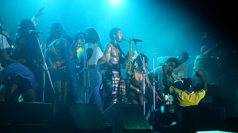 Lagos die Heimat des Afrobeat – Bild: phoenix/​ZDF/​Susann von Lojewski