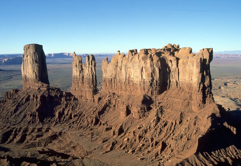 Das Monument Valley im US-Bundestaaten Utah kam in Hunderten Western-Filmen vor. – Bild: ORF/​Cosmos Factory/​Harald Pokieser