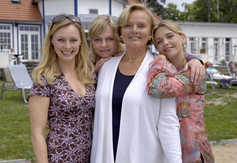 Mamas Flitterwochen – Bild: „ARD Degeto/​ARD Degeto/​Britta Krehl