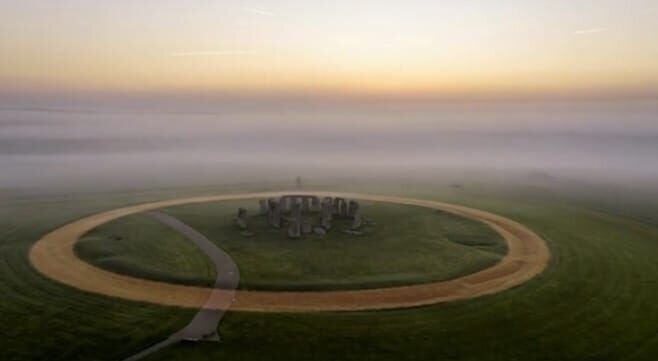 Nachbildung von Stonehenge. (National Geographic) – Bild: National Geographic /​ National Geographic