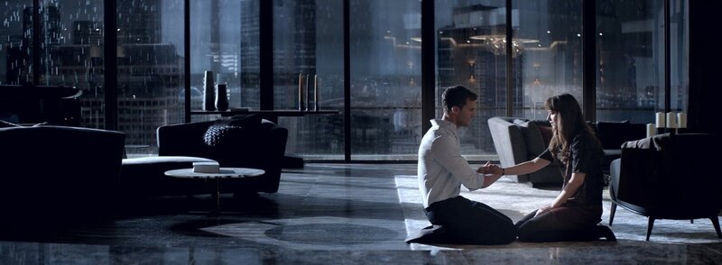 Die Beziehung von Anastasia (Dakota Johnson) und Christian (Jamie Dornan) wird immer wieder auf die Probe gestellt. – Bild: port.hu