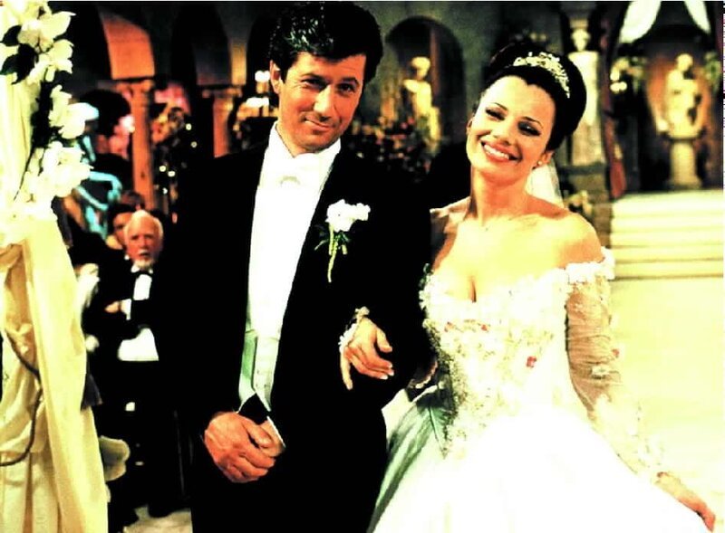 Nach fünf langen Jahren ist endlich der Tag gekommen, an dem Fran (Fran Drescher) ihrem Maxwell (Charles Shaughnessy) das Jawort geben wird. Aber dann … – Bild: Warner TV Comedy