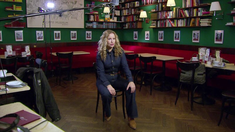Katja Burkhard, Moderatorin und Autorin. – Bild: ORF / ZDF Katja Burkhard, Moderatorin und Autorin. – Bild: ORF / ZDF