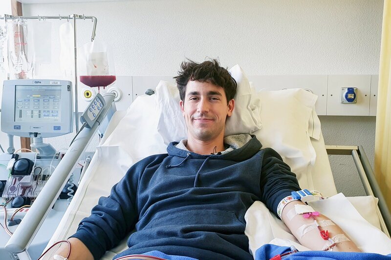 rec. Lebensrettende Stammzellen – Wie ich zum Spender wurde Reporter Christoph Muggler bei der Blutstammzellspende im Unispital Zürich SRF – Bild: SF2
