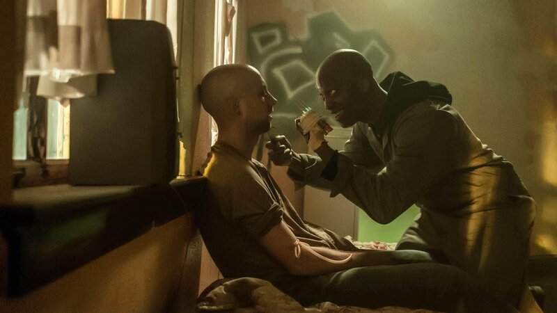 Skeletor (Rotimi Paul, r.) Die Verwendung des sendungsbezogenen Materials ist nur mit dem Hinweis und Verlinkung auf TVNOW gestattet. – Bild: TVNOW / Universal City Studios Productions LLLP Skeletor (Rotimi Paul, r.) Die Verwendung des sendungsbezogenen Materials ist nur mit dem Hinweis und Verlinkung auf TVNOW gestattet. – Bild: TVNOW / Universal City Studios Productions LLLP