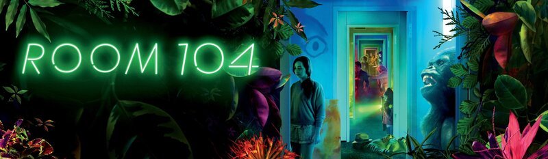 Room 104- poster – Bild: HBO /​ Home Box Office, Inc