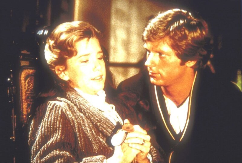 Almanzo (Dean Butler, l.) versucht, seine Frau Laura (Melissa Gilbert, r.) zu trösten – Bild: Sat.1 Gold