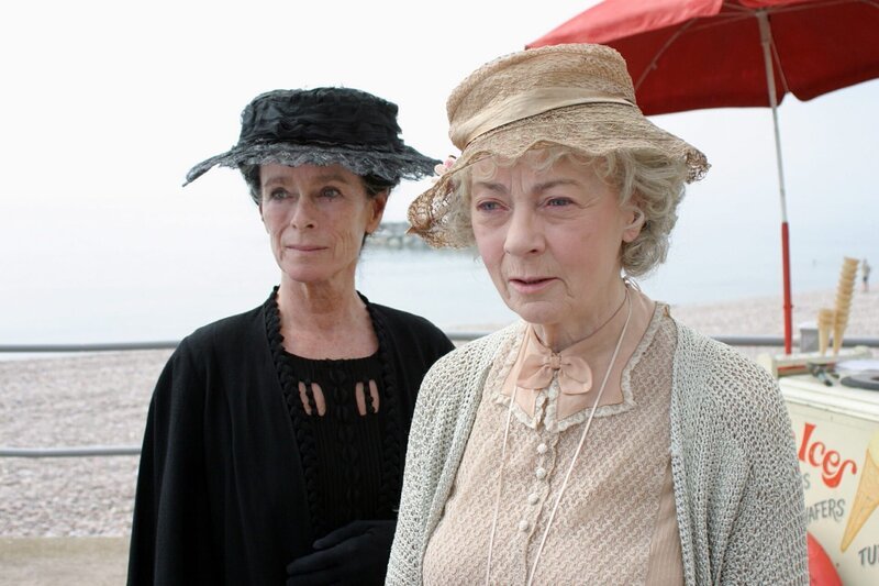 v.li.: Mrs Fane (Geraldine Chaplin), Miss Jane Marple (Geraldine McEwan) – Bild: ORF/​ITV Studios