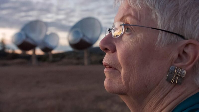 Jill Tarter, eine Astronomin am SETI-Institut. – Bild: RTL /​ © Crazy Boat Pictures