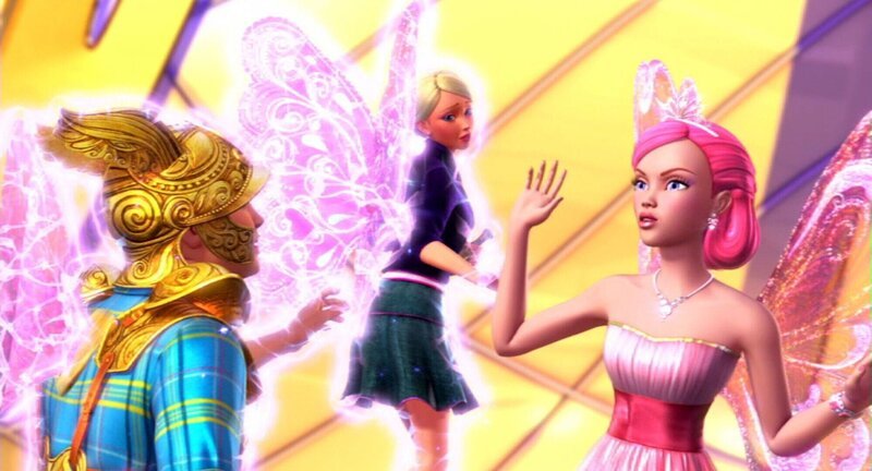 Barbie will unbedingt verhindern, dass Prinzessin Graciella den entführten Ken heiratet. – Bild: SUPER RTL
