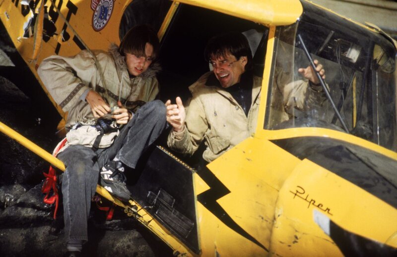 L-R: Sean Barnes (Vincent Paul Kartheiser) und Jake Barnes (Dirk Benedict) – Bild: Turner L-R: Sean Barnes (Vincent Paul Kartheiser) und Jake Barnes (Dirk Benedict) – Bild: Turner
