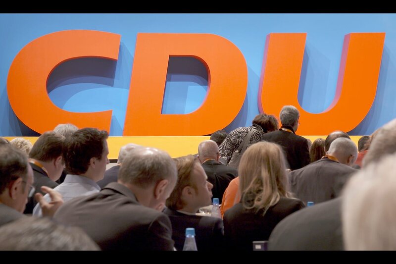 Angela Merkel - Im Lauf der Zeit – Bild: MDR/​Broadview TV/​Jörg Junge