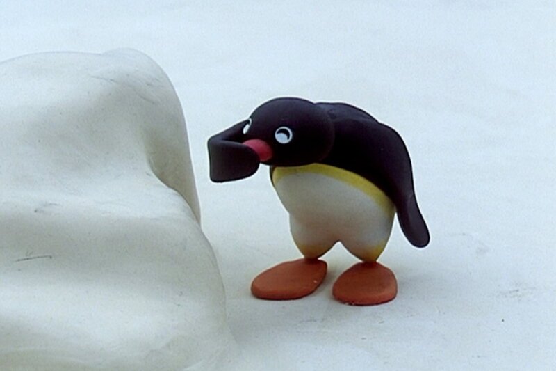 Guetnachtgschichtli Pingu Staffel 4 Folge 13 Pingus Witz Pingu spielt einen Streich. – Bild: SRF/​Joker Inc., d.b.a., The Pygos Group