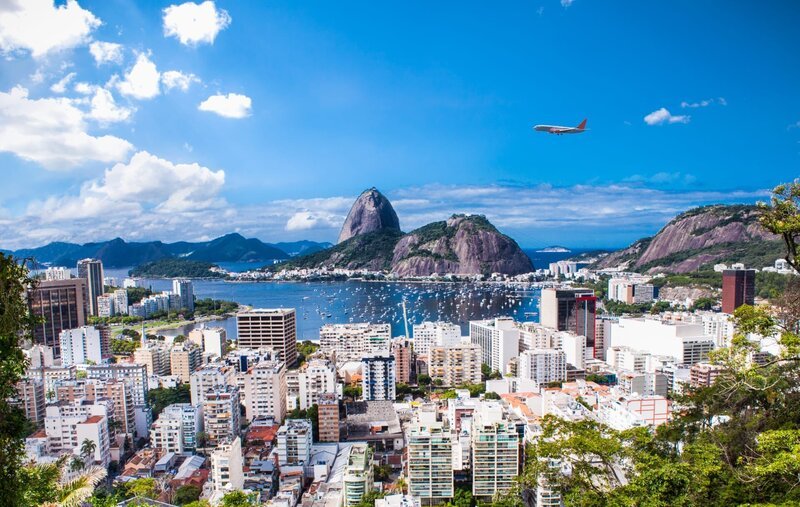 Panoramic view of Rio De Janeiro and Sugar Loaf, Brazil – Bild: Shutterstock /​ Aleksandar Todorovic