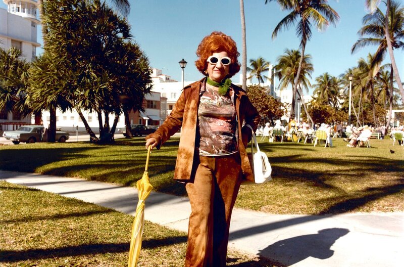 Miami Beach von den 1970er bis in die 1980er Jahre: Paradies einer pulsierenden Gemeinschaft jüdischer Rentner. – Bild: SWR/Scholl Creative/Andy Sweet Miami Beach von den 1970er bis in die 1980er Jahre: Paradies einer pulsierenden Gemeinschaft jüdischer Rentner. – Bild: SWR/Scholl Creative/Andy Sweet