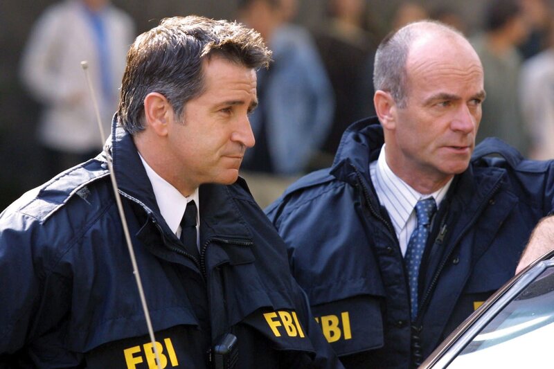 Without a Trace – Spurlos verschwunden ‚In Extremis‘. Im Bild: Anthony LaPaglia (li.), John Finn. – Bild: Super RTL