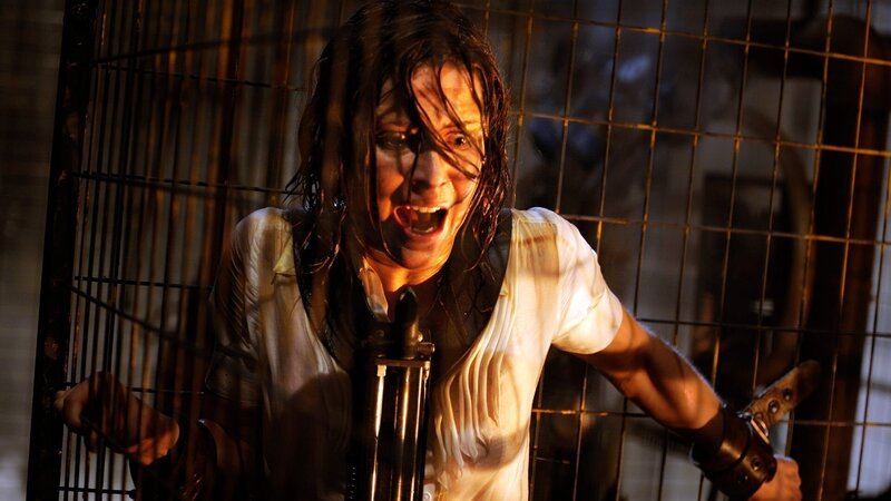 Debbie (Caroline Cave) hat Todesangst – Bild: 2009 Lions Gate Films Inc. Debbie (Caroline Cave) hat Todesangst – Bild: 2009 Lions Gate Films Inc.