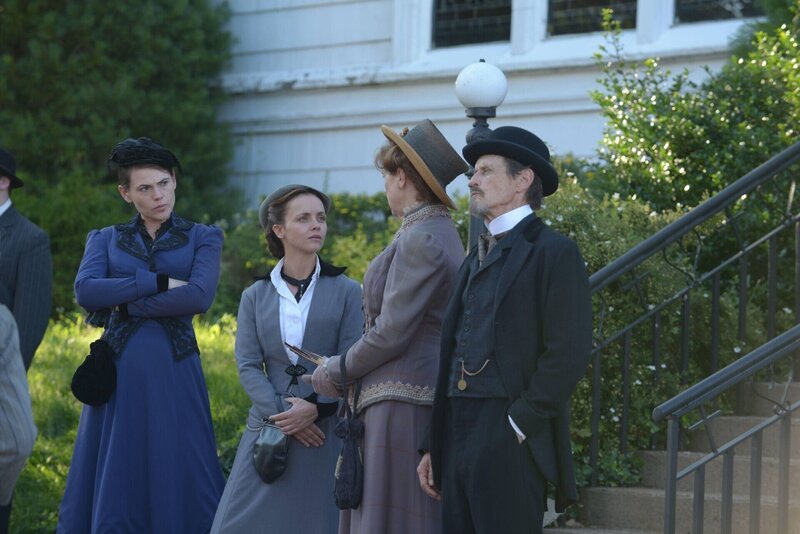 Lizzie Borden – Bild: 2014 Sony Pictures Television Inc. All Rights Reserved. Lizenzbild frei