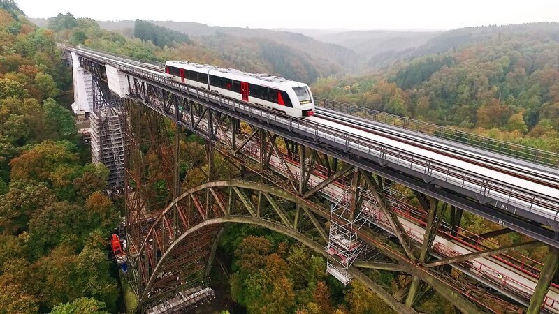 1.500 Fahrten werden täglich allein von der Deutschen Bahn in Deutschland und seinen Nachbarländern durchgeführt. – Bild: N24 Doku