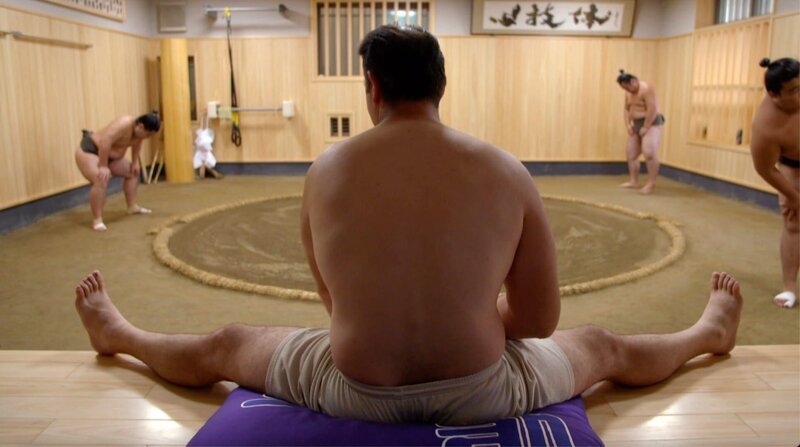 Im heiligen Sumo-Ring bleiben die Männer unter sich. Frauen ist der Zugang verboten. Denn sie gelten als „unrein“. – Bild: ZDF und Benoît Chaumont