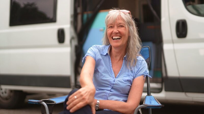 Gina Wildeshaus aus Neuss schreibt über ihre Urlauberlebnisse als Kind, und gibt Tipps zum Campingwagenausbau – Bild: WDR Gina Wildeshaus aus Neuss schreibt über ihre Urlauberlebnisse als Kind, und gibt Tipps zum Campingwagenausbau – Bild: WDR