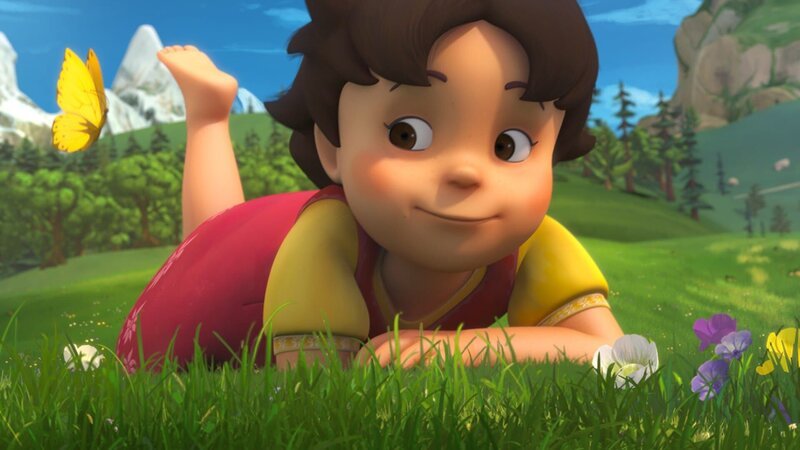 Heidi beobachtet einen Schmetterling. – Bild: ZDF/​Studio 100 Animation/​Heidi Productions Pty. Limited