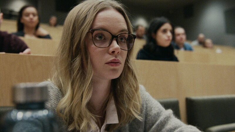 Siri (Matilda Källström) – Bild: RTL /​ © 2021 Yellow Bird Sverige