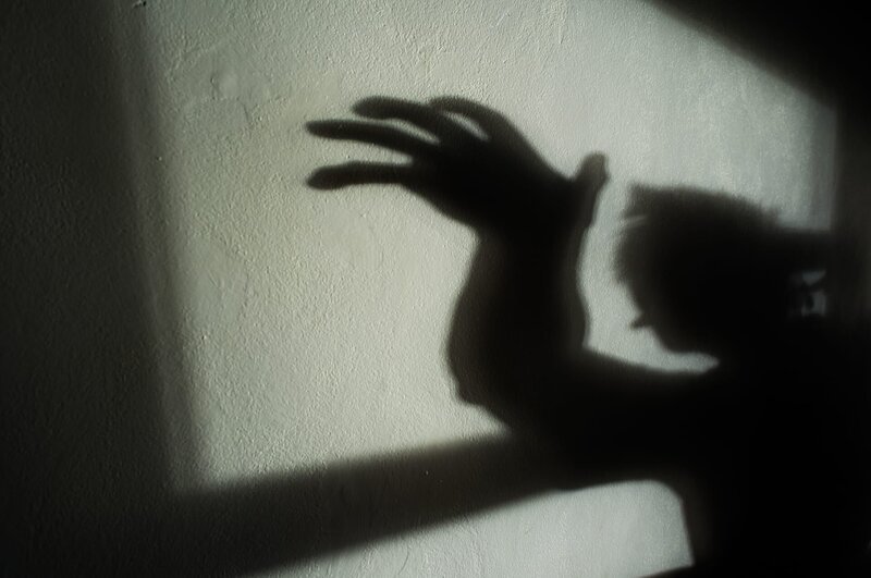 Horror shadow. – Bild: Shutterstock /​ Shutterstock /​ Copyright (c) 2017 IDostal/​Shutterstock. No use without permission.
