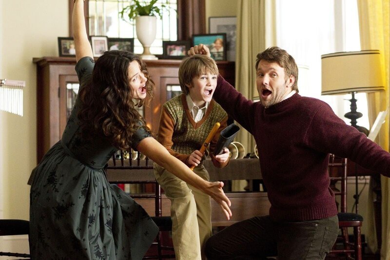 L-R: Cindy Green (Jennifer Garner), Timothy Green (CJ Adams) und Jim Green (Joel Edgerton) – Bild: port.hu L-R: Cindy Green (Jennifer Garner), Timothy Green (CJ Adams) und Jim Green (Joel Edgerton) – Bild: port.hu