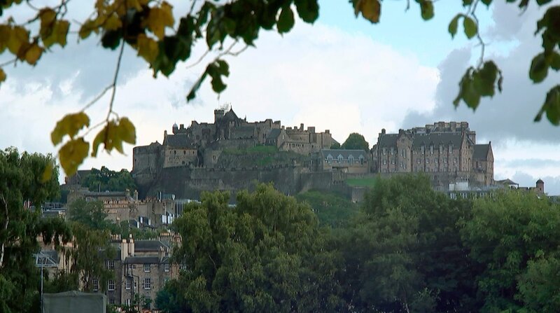 Blick auf Edinburgh Castle. – Bild: ZDF und HR.