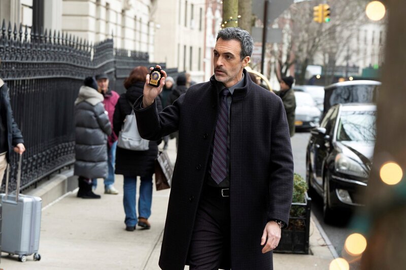 LAW & ORDER -- „Family Ties“ Episode 23009 -- Pictured: Reid Scott as Det. Vincent Riley – Bild: Virginia Sherwood/​NBC