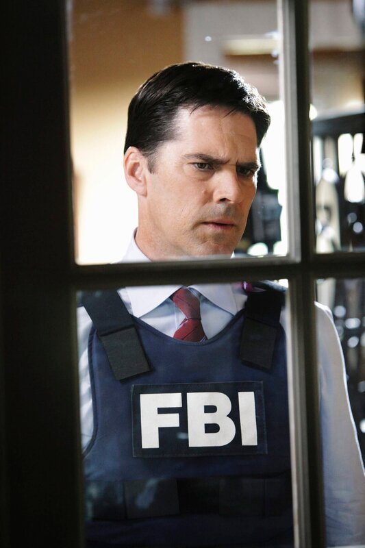 In Bristol, Virginia, werden immer in derselben Straße junge blonde Frauen tot aufgefunden, die missbraucht und gefoltert wurden. Hotch (Thomas Gibson) und sein Team beginnen sofort mit den Ermittlungen … – Bild: 13th Street