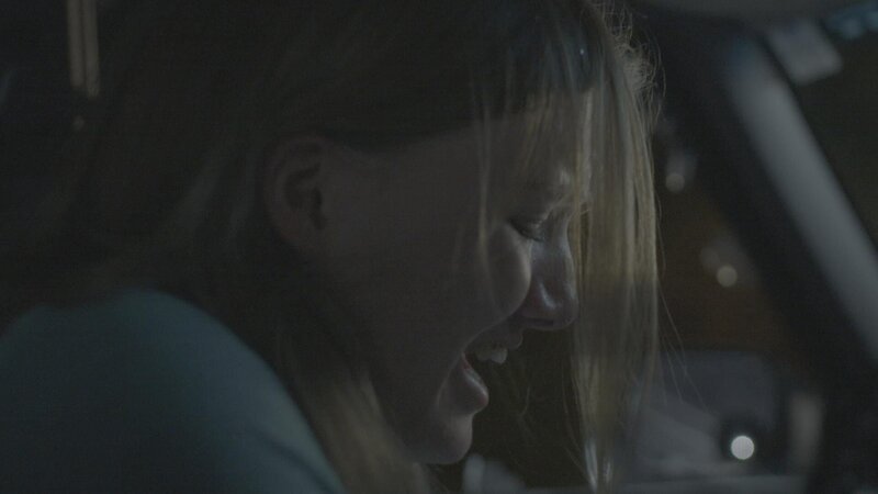 Woman leaning over, physically hurt. – Bild: Investigation Discovery /​ Discovery Communications