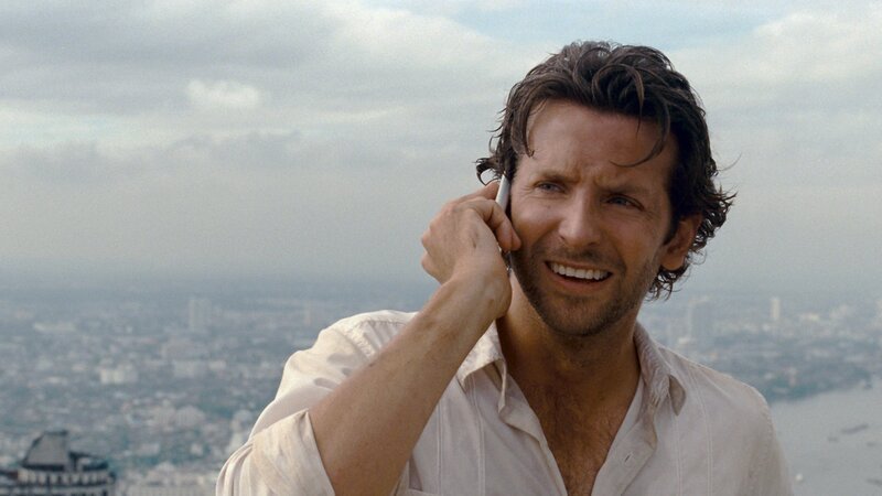 Die Ereignisse bei ihrem letzten Junggesellenabschied sollten eigentlich dafür sorgen, dass sie dieses Mal alles ganz ruhig angehen lassen, doch dann findet sich Phil (Bradley Cooper) erneut in einem verwüsteten Hotelzimmer mit Hangover und Blackout wieder … – Bild: © Warner Brothers Die Ereignisse bei ihrem letzten Junggesellenabschied sollten eigentlich dafür sorgen, dass sie dieses Mal alles ganz ruhig angehen lassen, doch dann findet sich Phil (Bradley Cooper) erneut in einem verwüsteten Hotelzimmer mit Hangover und Blackout wieder … – Bild: © Warner Brothers
