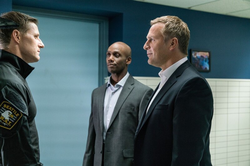 S.W.A.T.: Unter Verdacht – Bild: RTL /​ © 2017 Sony Pictures Worldwide Acquisitions Inc.