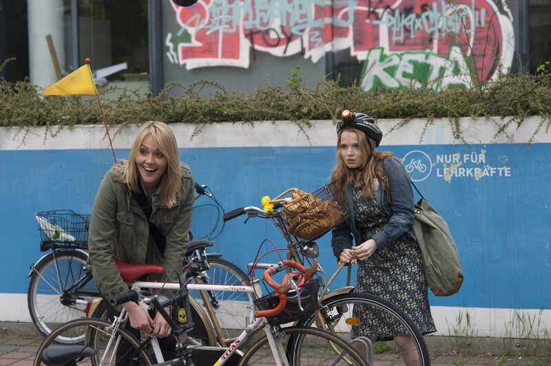 Fack ju Göhte – Bild: CONSTANTIN FILM /​ Sie dürfen die Materialien im Rahmen eines einfachen Nutzungsrechts allein zum vorgegebenen Nutzungszweck über den betreffenden Film nutzen, auf welchen sich die jeweiligen Materialien beziehen. Eine Bearbeitung,  …