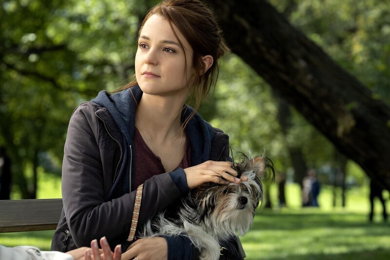 Kathryn Prescott (‚CJ‘ Clarity June). – Bild: PLURIMEDIA (Universal Pictures International France / Universal Pictures / Walden Media / Amblin Entertainment / Alibaba Pictures / Pariah Feature) Kathryn Prescott (‚CJ‘ Clarity June). – Bild: PLURIMEDIA (Universal Pictures International France / Universal Pictures / Walden Media / Amblin Entertainment / Alibaba Pictures / Pariah Feature)