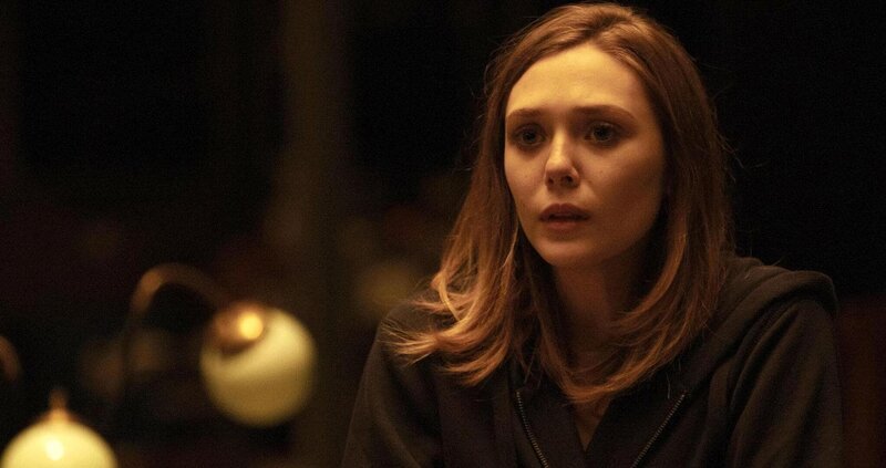 Die junge Studentin Sally Owen (Elizabeth Olsen) versucht ihrem Dozenten und Schwarm Tom Buckley bei dessen schwierigstem Fall beizustehen und bringt sich damit auch selbst in Gefahr … – Bild: Tele 5 Die junge Studentin Sally Owen (Elizabeth Olsen) versucht ihrem Dozenten und Schwarm Tom Buckley bei dessen schwierigstem Fall beizustehen und bringt sich damit auch selbst in Gefahr … – Bild: Tele 5