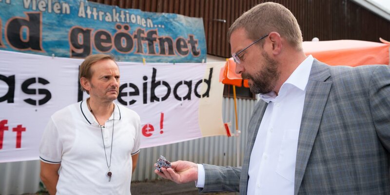 Beckenrand Sheriff – Bild: ZDF und Luis Zeno Kahn.