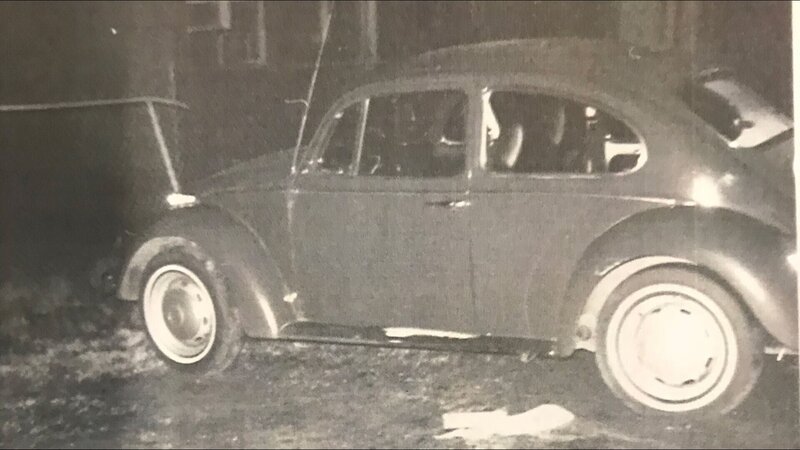 Verschüttetes Waschmittel auf einem Parkplatz – Bild: abacus /​ ©Peninsula Television 2023 /​ Crime + Investigation