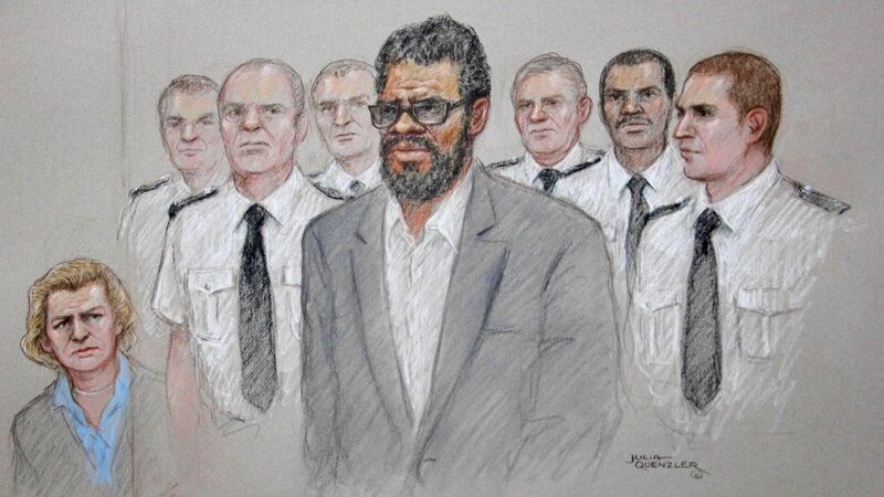 Eine Gerichtszeichnung zeigt den Angeklagten David Lashley. – Bild: TVNOW /​ IMG