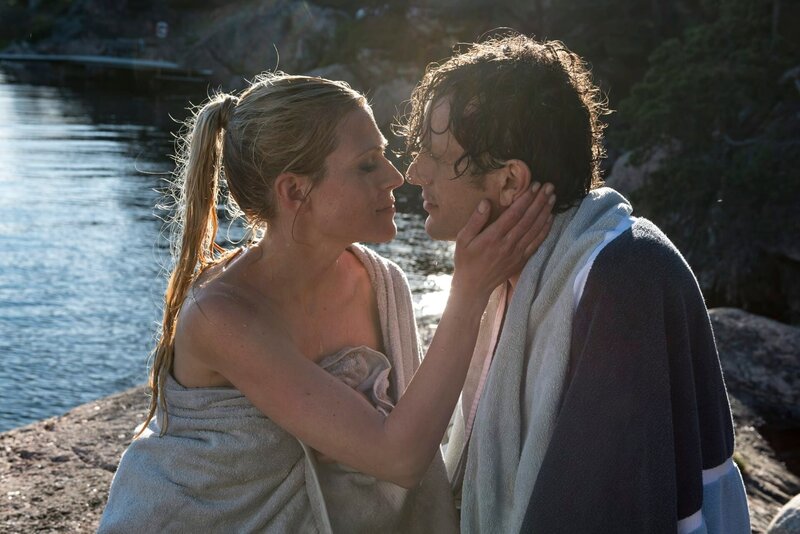 Zunächst kann Saga (Nele Kiper) mit dem arroganten Frauenheld Lars (Alexander Gier) nichts anfangen, doch dann lernt sie auch andere Seiten an ihm kennen. – Bild: ZDF/​Ralf Wilschewski