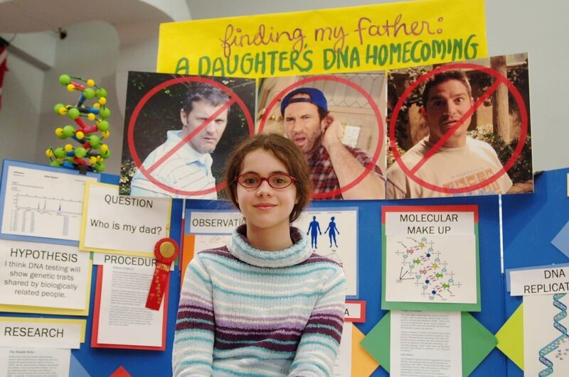 April (Vanessa Marano) begibt sich auf die Suche nach ihrem leiblichen Vater – und findet ihn in Luke … – Bild: Warner Brother International Television