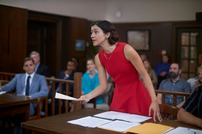 Maggie Turner (Katie Findlay) ist erfolgreiche Anwältin.  +++ Die Verwendung des sendungsbezogenen Materials ist nur mit dem Hinweis und Verlinkung auf RTL+ gestattet. +++ – Bild: Crown Media United States, LLC