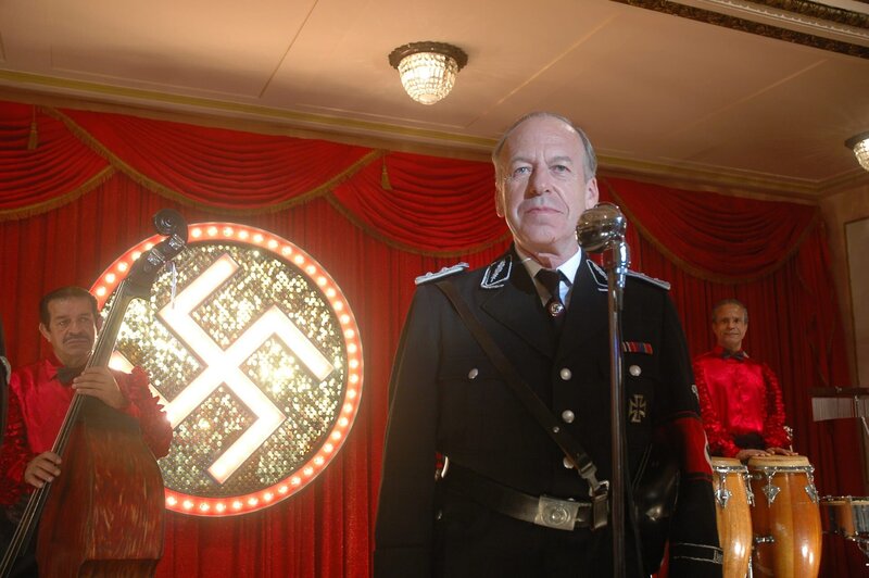 OSS 117 - Er selbst ist sich genug – Bild: ZDF und EMILIE DE LA HOSSERAYE./​EMILIE DE LA HOSSERAYE