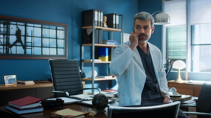 Andrea Fanti (Luca Argentero) – Bild: AXN White